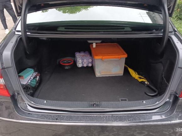 [上海·沪E] 二手奔驰奔驰E级2013款 E 300 L 优雅型