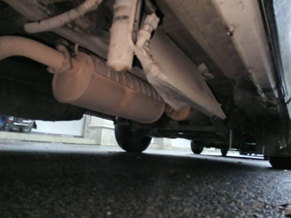 [杭州·浙A] 二手依维柯依维柯褒迪2017款 2.5T经典A32客车中顶6-7座47Z5