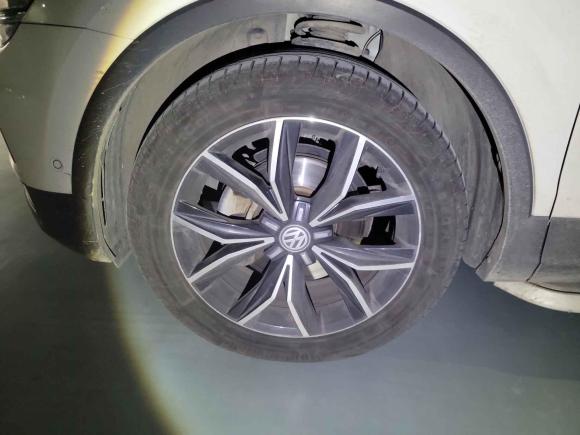 [济南·鲁B] 二手大众途观L2017款 330TSI 自动两驱旗舰版