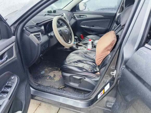 [宁波·浙B] 二手长安长安CS752017款 尚酷版 1.5T 自动锋尚型