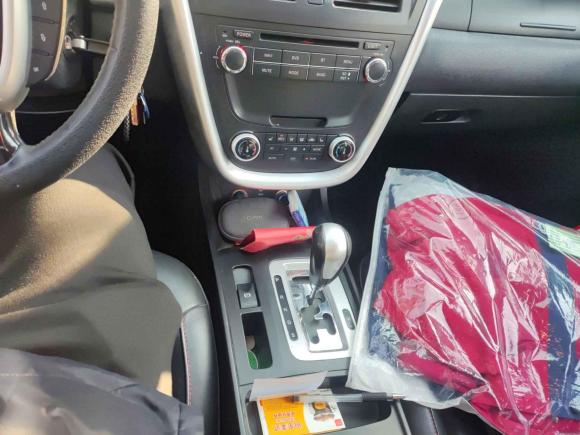 [青岛·黑B] 二手奔腾奔腾X802013款 2.0L 自动豪华型