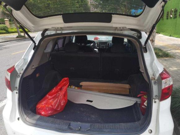 [南通·苏F] 二手启辰启辰T702015款 2.0L CVT睿行版