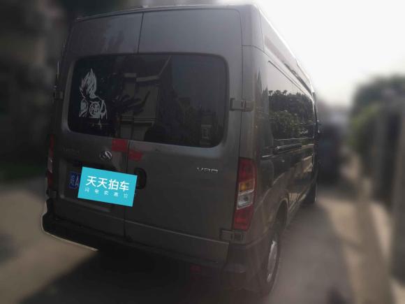 [上海·皖A] 二手上汽大通MAXUS上汽大通MAXUS V802019款 2.5T经典款6挡手动傲运通长轴中顶7座