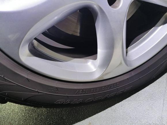 [上海·沪A] 二手阿尔法·罗密欧Stelvio斯坦维2017款 2.0T 200HP 精英版