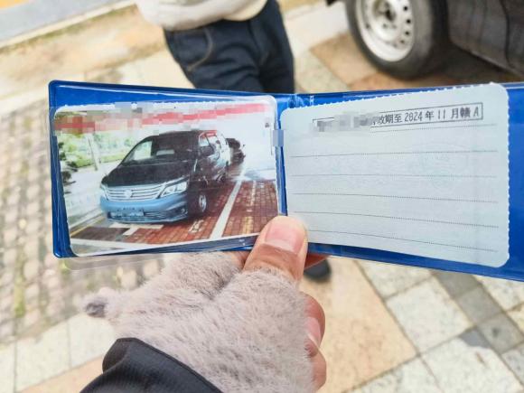 [南昌·赣A] 二手东风风行菱智2019款 V3 1.6L 2座物流版