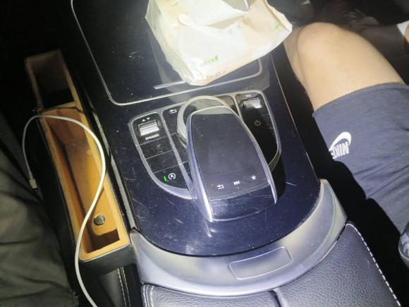 [上海·沪L] 二手奔驰奔驰C级2017款 改款 C 180 L 动感型运动版