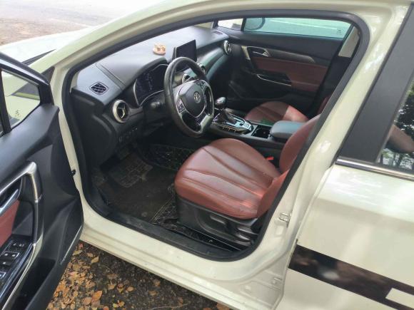 [苏州·苏U] 二手北京汽车绅宝D502018款 1.5L CVT尊贵智驾版