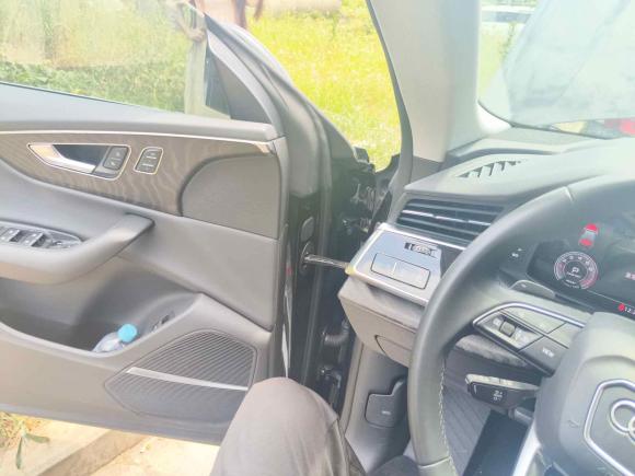 [义乌·浙G] 二手奥迪奥迪Q82022款 55 TFSI 豪华动感型