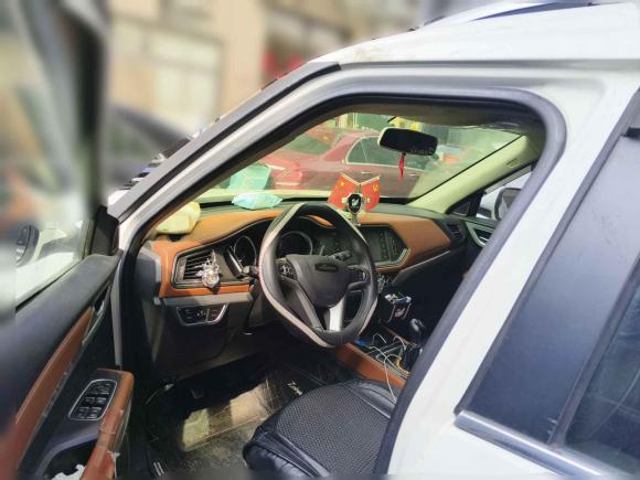 [合肥·鲁J] 二手众泰众泰T3002017款 1.5L 手动尊享型