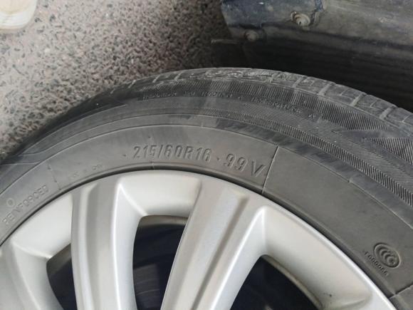 [无锡·苏B] 二手广汽传祺传祺M62021款 270T DCT豪华版（七座）