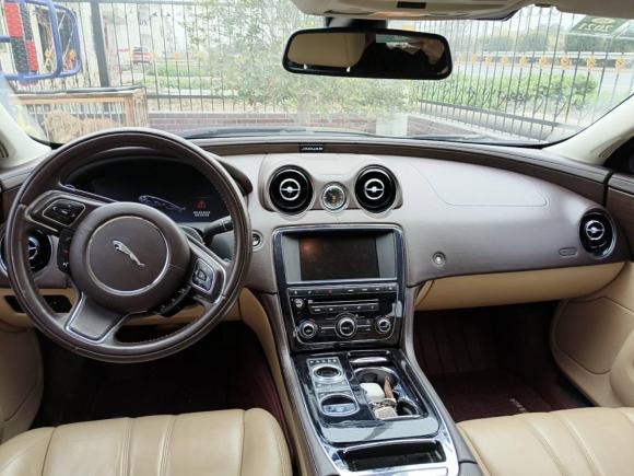[南通·苏A] 二手捷豹捷豹XJ2014款 XJL 2.0T 两驱典雅商务版