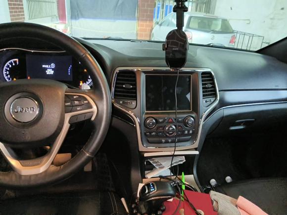 [南通·苏F] 二手Jeep大切诺基2014款 3.0L 舒享导航版