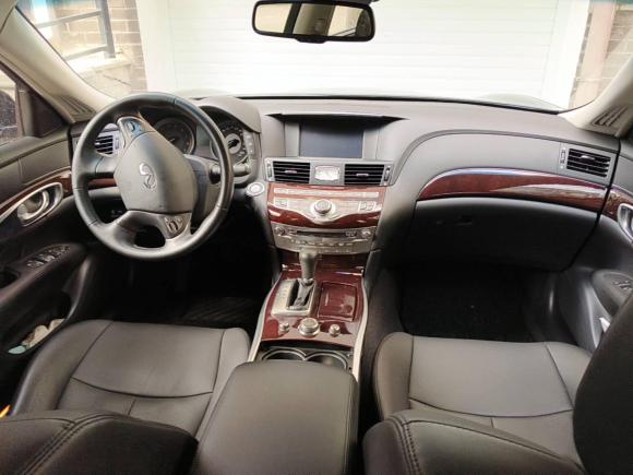 [武汉·鄂A] 二手英菲尼迪英菲尼迪Q702015款 Q70L 2.5L 悦享版