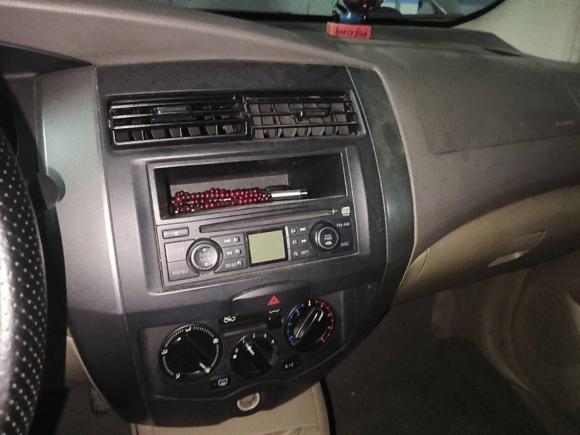 [武汉·鄂A] 二手日产骊威2009款 1.6L 自动全能型