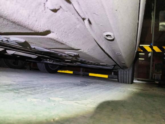 [西安·陕A] 二手大众辉腾2012款 3.0L 行政型