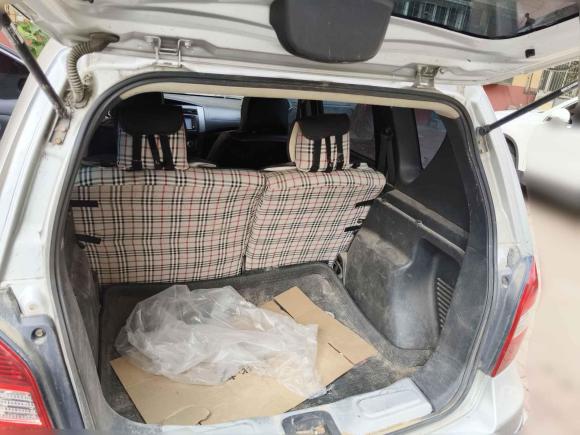 [济南·鲁A] 二手日产骊威2010款 劲锐版 1.6L 自动标准型