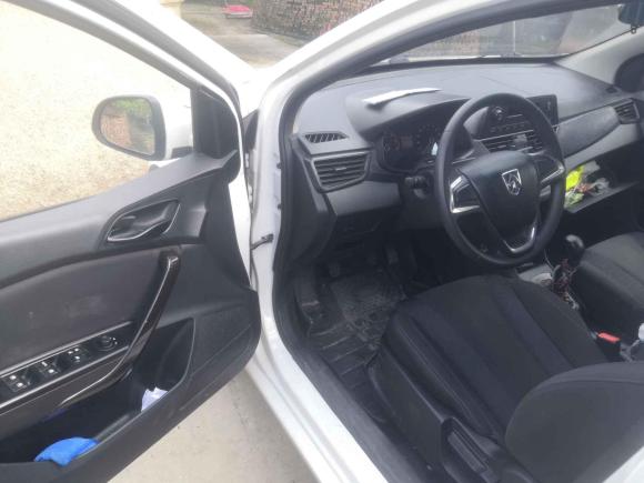 [佛山·湘N] 二手宝骏宝骏3102016款 1.2L 手动舒适型