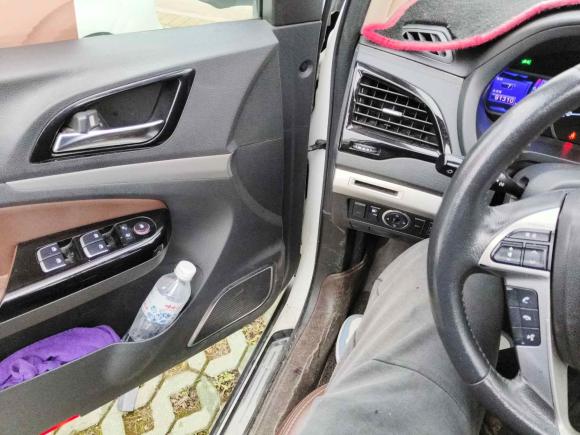 [温州·贵E] 二手比亚迪比亚迪S72017款 1.5T 手动尊贵型