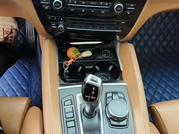 [无锡·苏B] 二手宝马宝马X62015款 xDrive28i