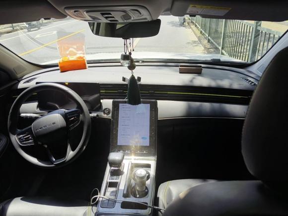 [上海·沪B] 二手荣威荣威RX52023款 PLUS 330TGI 自动领潮智享版