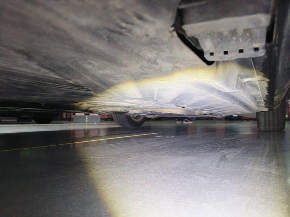 [苏州·苏E] 二手奔驰奔驰C级2015款 改款 C 200 L