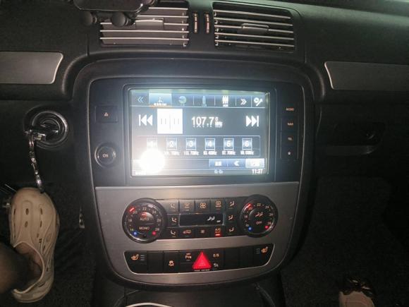 [上海·沪G] 二手奔驰奔驰R级2014款 R 320 4MATIC 商务型