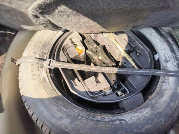 [武汉·鄂A] 二手雪铁龙雪铁龙C52014款 1.6T 自动尊享型