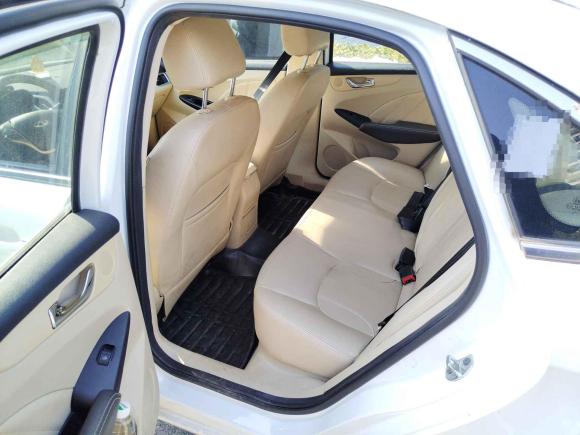 [芜湖·皖B] 二手奇瑞艾瑞泽72014款 1.6L CVT致享魔力版