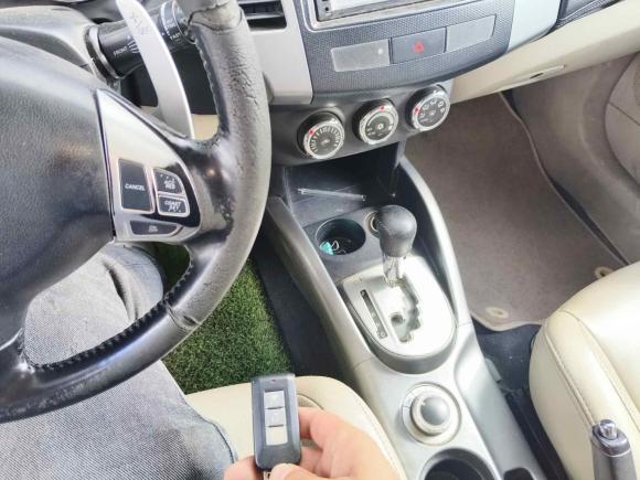 [合肥·皖A] 二手三菱欧蓝德2010款 劲界 3.0 豪华版