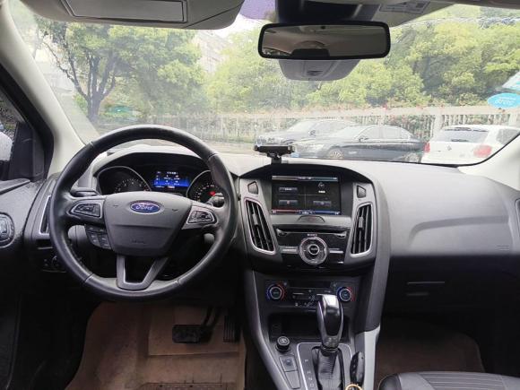 [南京·苏A] 二手福特福克斯2015款 两厢 EcoBoost 180 自动运动型