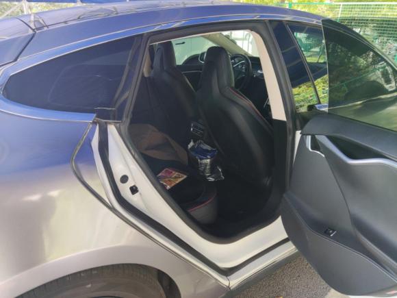 [上海·沪A] 二手特斯拉Model S2014款 Model S P85
