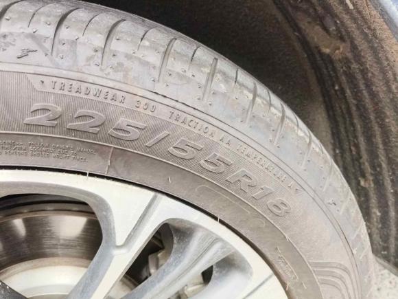 [上海·苏F] 二手荣威荣威iMAX82021款 400TGI Supreme系列至尊版