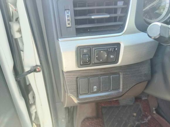 [义乌·豫A] 二手东风风行景逸X52017款 1.6L CVT豪华型