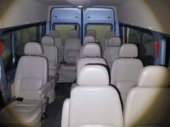 [成都·川A] 二手福特新世代全顺2009款 2.4T柴油豪华型长轴中顶国III