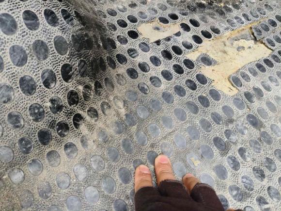 [合肥·皖A] 二手上汽大通MAXUS新途V802018款 2.5T 6挡手动厢式货车短轴中顶2/3座