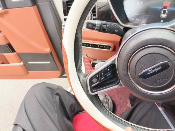 [杭州·浙C] 二手众泰众泰T7002017款 2.0T 自动尊贵型