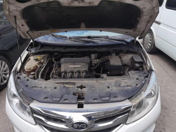 [温州·浙C] 二手比亚迪速锐2015款 1.5L 手动豪华型