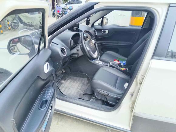 [无锡·苏B] 二手名爵名爵3SW2015款 1.5L AMT精英型