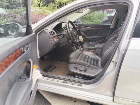 [佛山·粤E] 二手大众帕萨特2011款 2.0TSI DSG御尊版