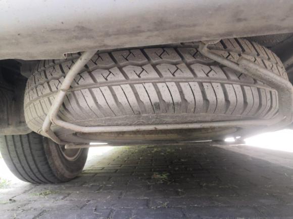 [南通·苏K] 二手三菱格蓝迪2006款 2.4 七人绒布版