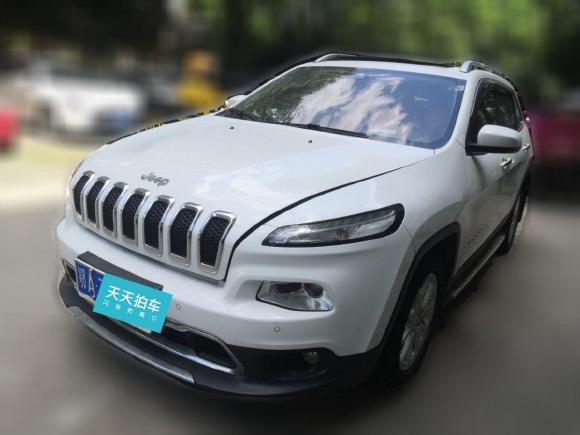 [武汉·鄂A] 二手Jeep自由光2016款 2.4L 领先版