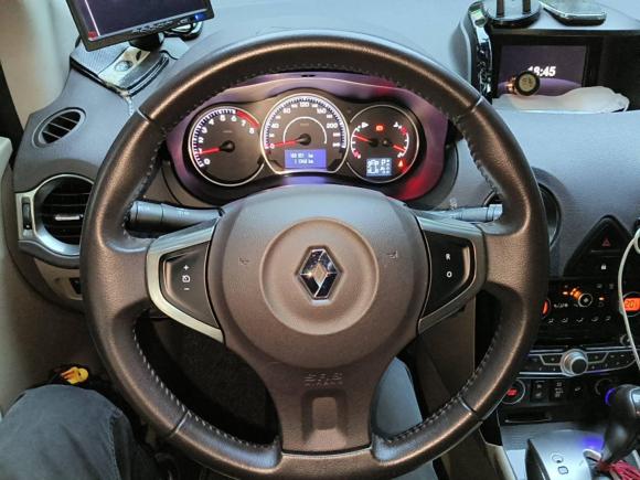 [广州·粤Q] 二手雷诺科雷傲2012款 2.5 四驱都市版