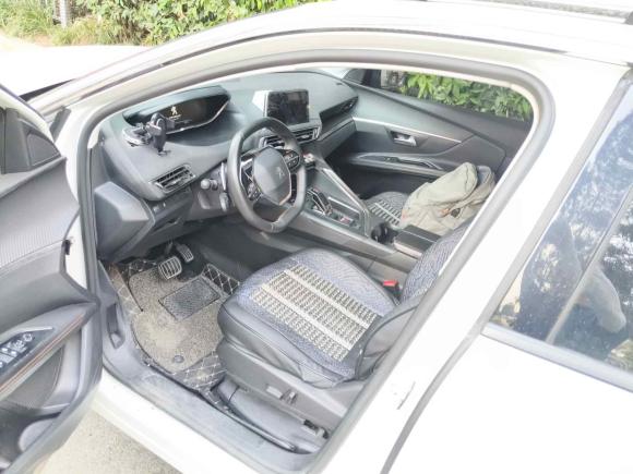 [成都·鄂D] 二手标致标致40082018款 350THP 精英版