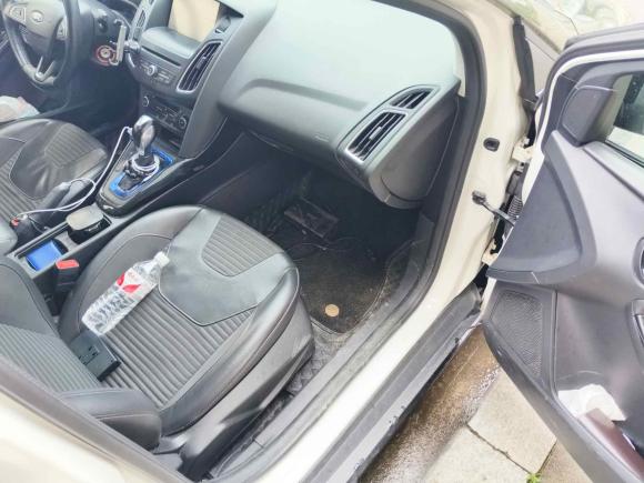 [温州·浙C] 二手福特福克斯2015款 两厢 EcoBoost 180 自动精英型