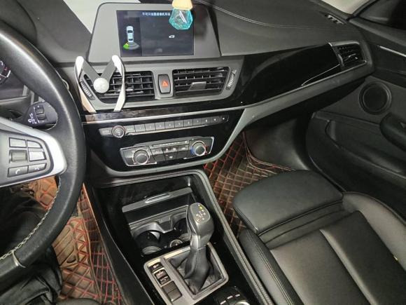 [成都·川A] 二手宝马宝马1系2018款 改款 118i 运动型