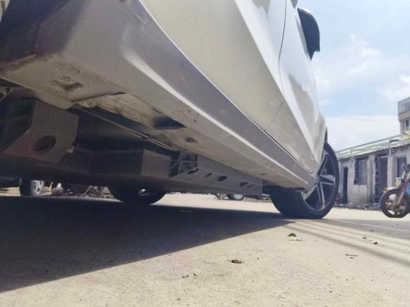 [台州·浙J] 二手北京汽车北京EU52018款 R500 智风版