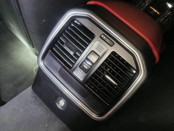 [上海·沪D] 二手保时捷Macan2017款 Macan GTS 3.0T