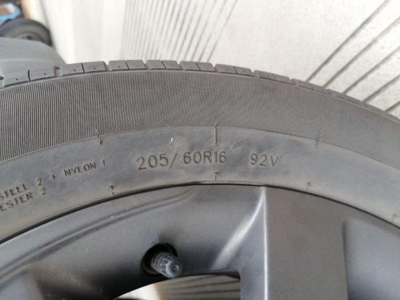 [济南·陕A] 二手比亚迪元新能源2018款 EV360 智联炫酷型