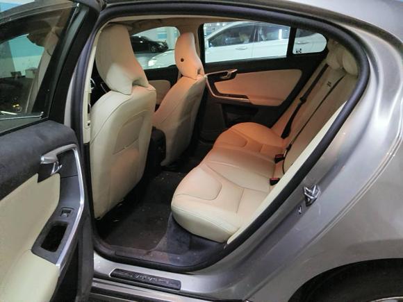 [杭州·皖A] 二手沃尔沃沃尔沃S602014款 S60L 2.0T 智远版