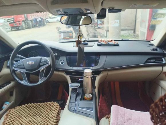 [常州·苏E] 二手凯迪拉克凯迪拉克CT62016款 28T 时尚型